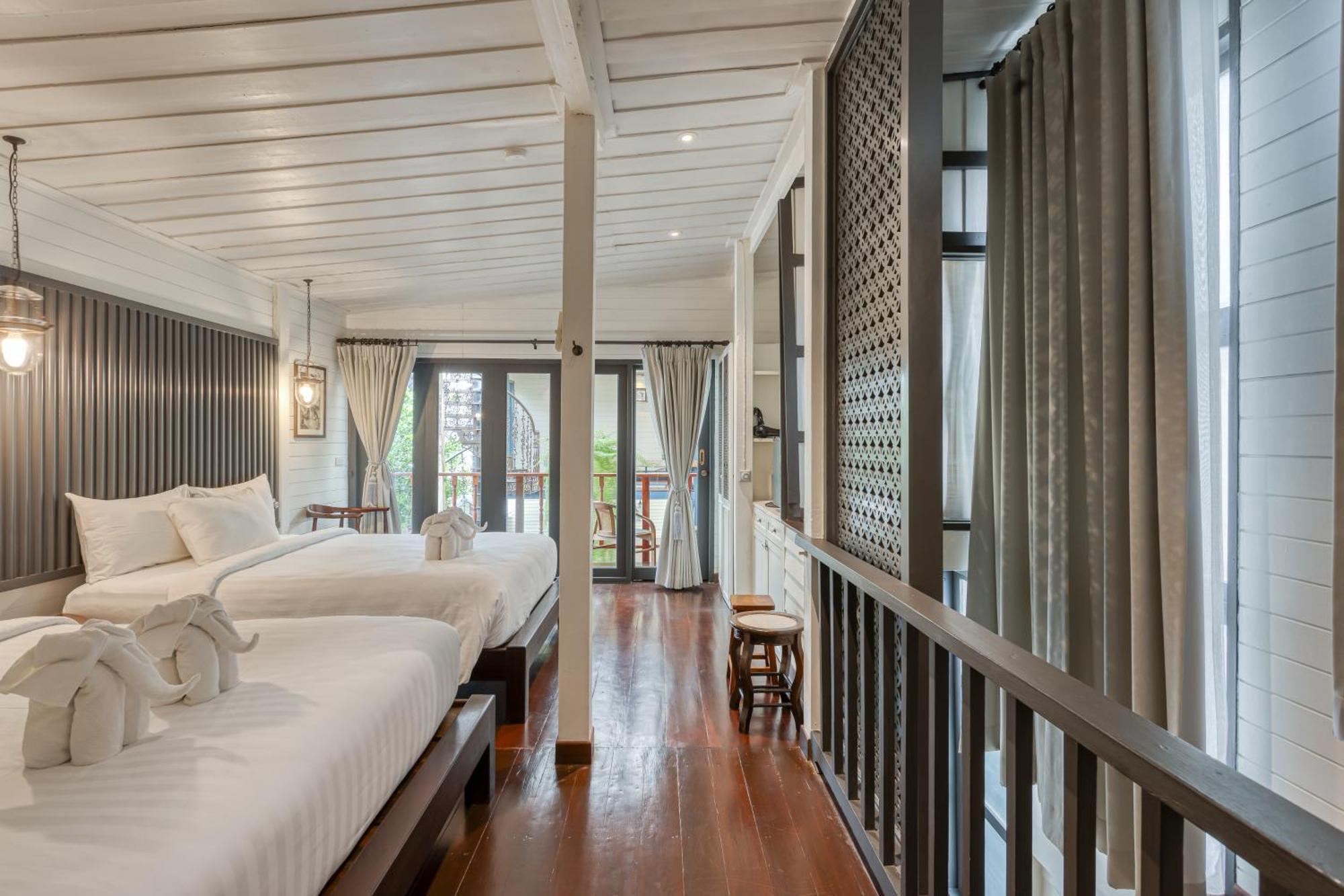 Priya Boutique House Bed & Breakfast Bangkok Exterior photo