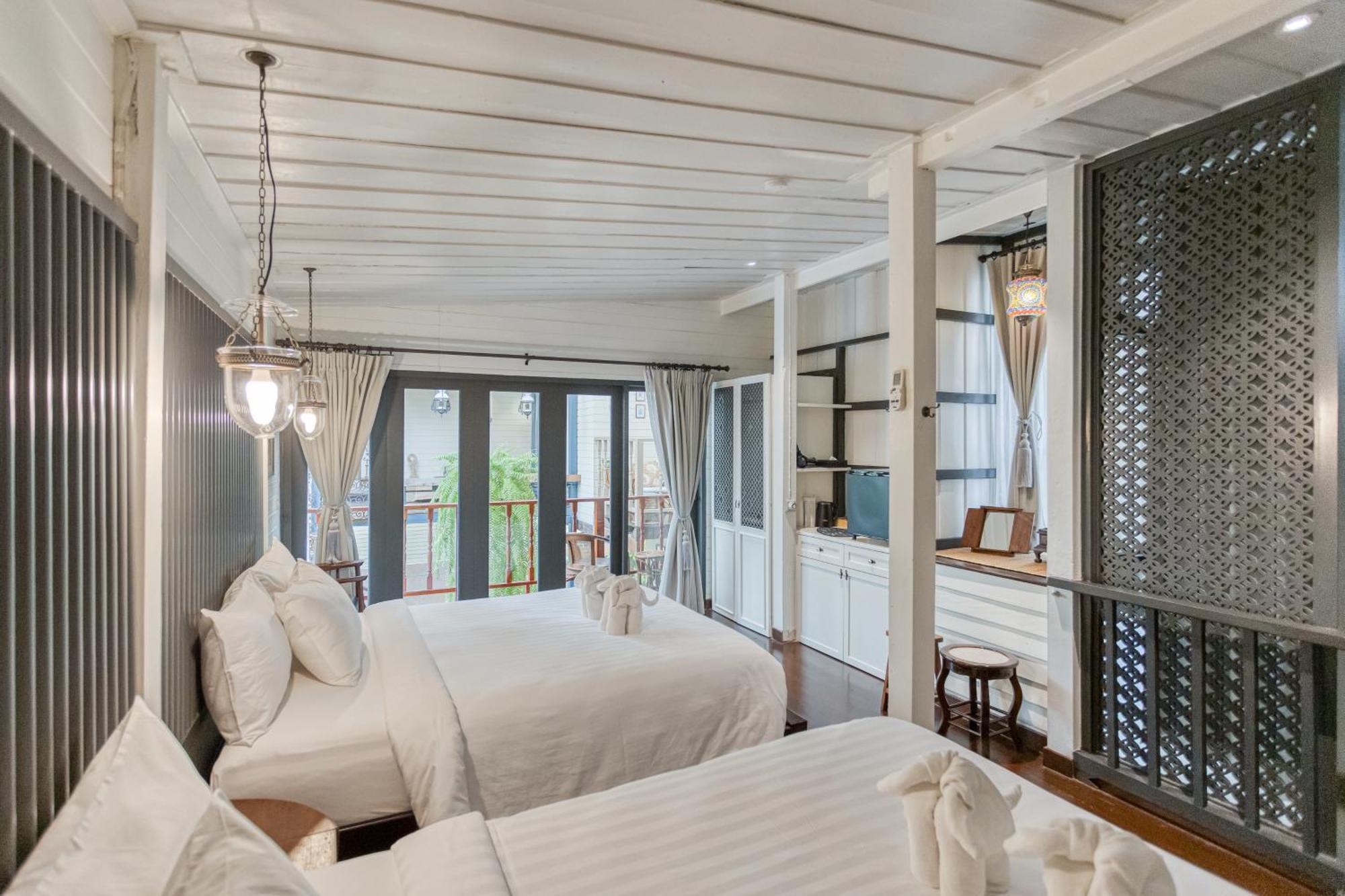 Priya Boutique House Bed & Breakfast Bangkok Exterior photo