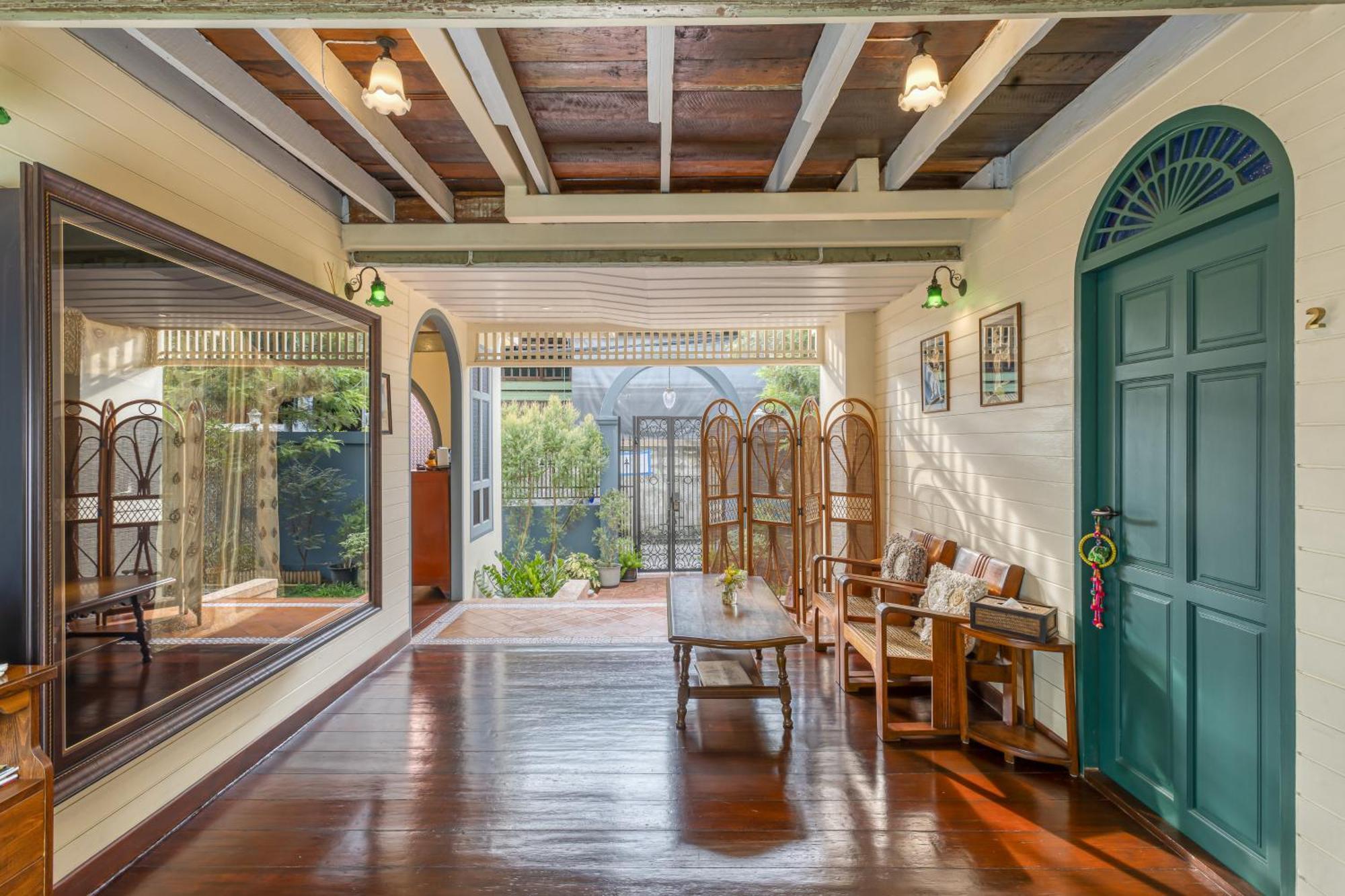 Priya Boutique House Bed & Breakfast Bangkok Exterior photo