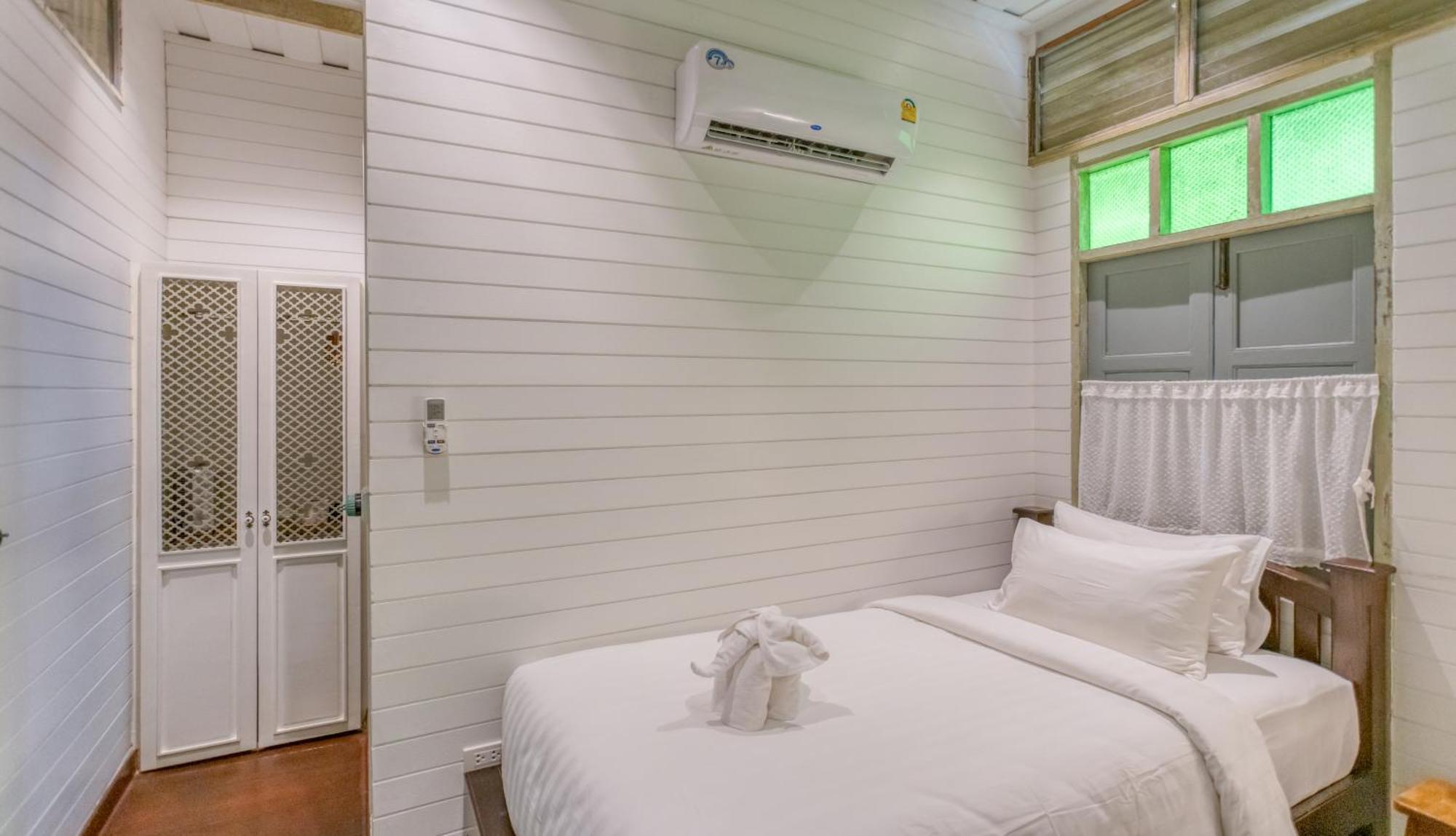 Priya Boutique House Bed & Breakfast Bangkok Room photo
