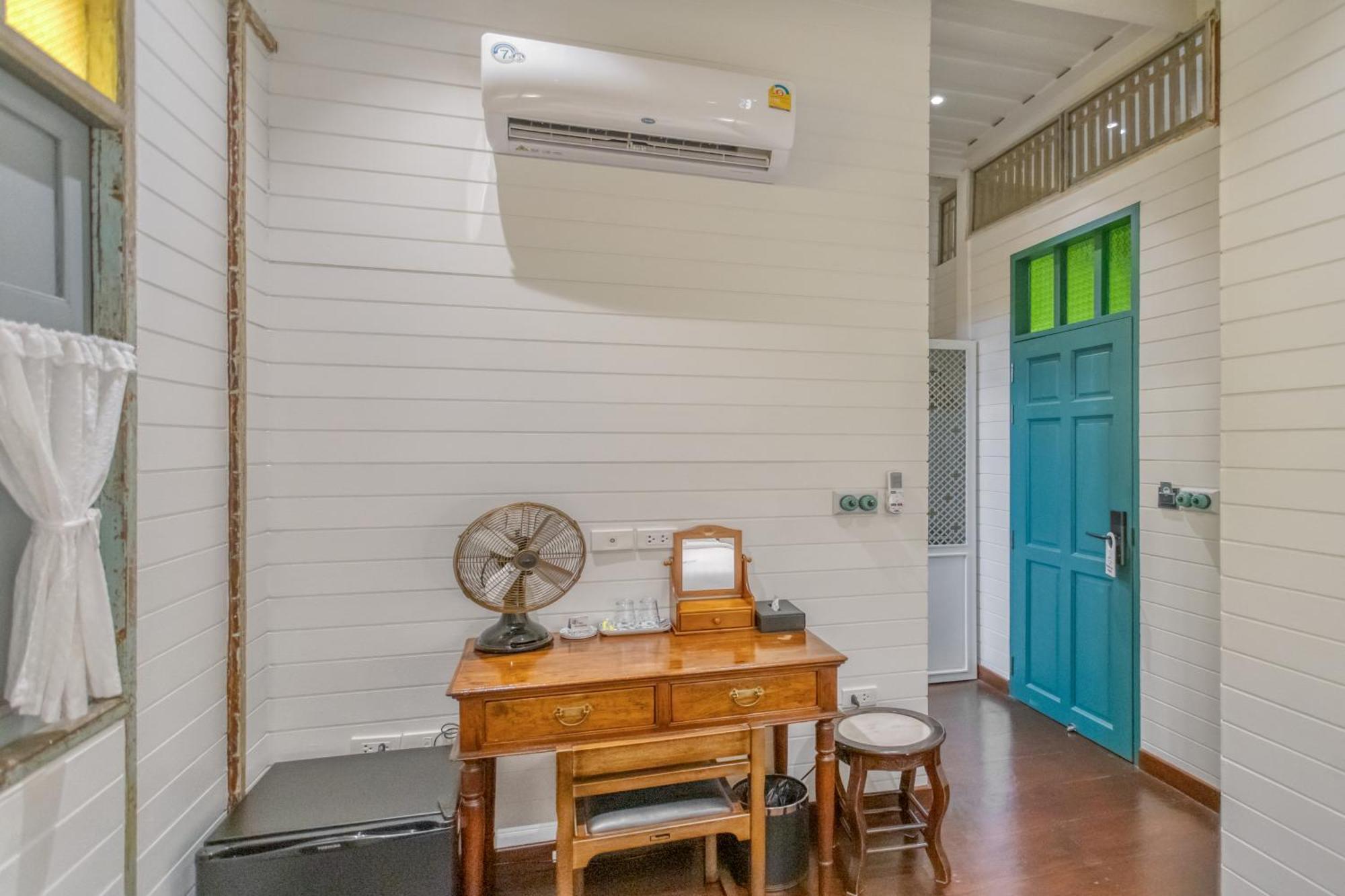 Priya Boutique House Bed & Breakfast Bangkok Room photo